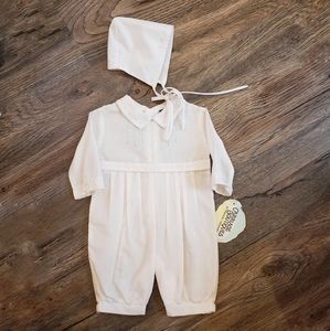 NWT carriage boutique preemie 2pc set.